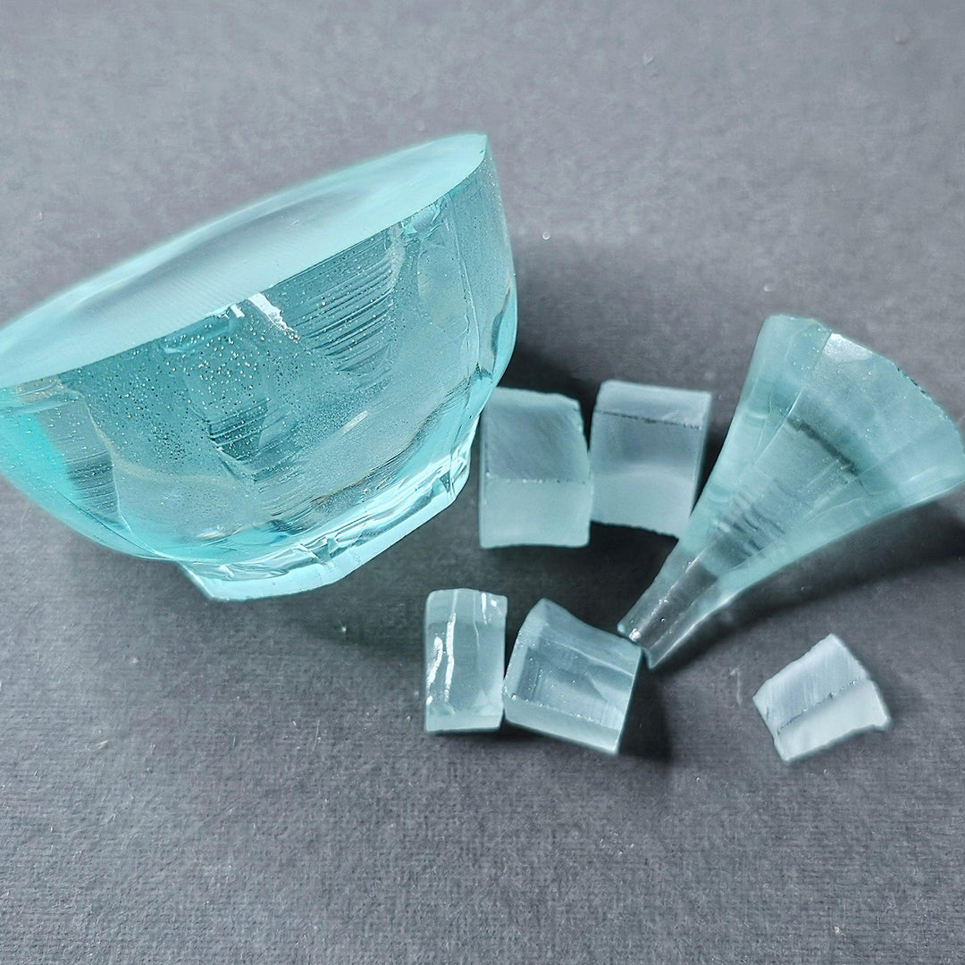 Ytterbium Doped YAG Light Blue