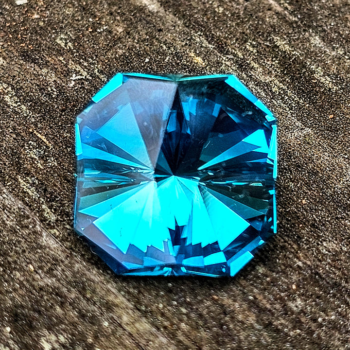Cerulean Blue Lab Sapphire, Tessellation Cut, 10.95 Carats