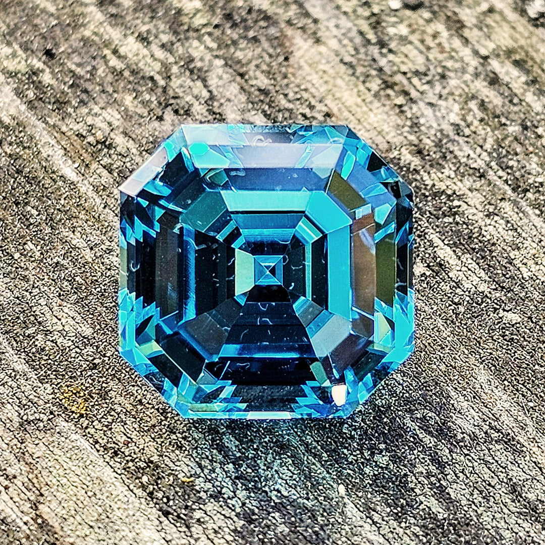 Blue Cobalt YAG, Asscher Cut, 8.34 Carats - DJEVA