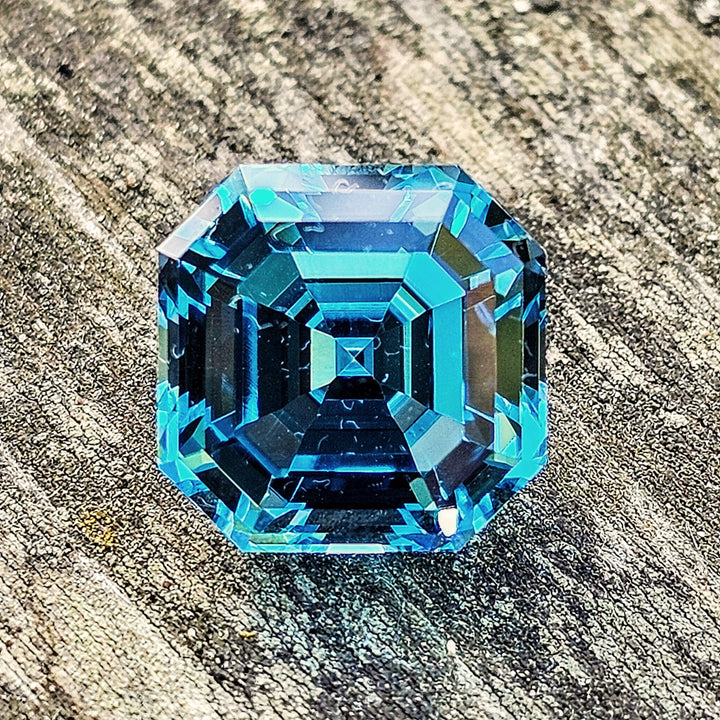 Blue Cobalt YAG, Asscher Cut, 8.34 Carats - DJEVA