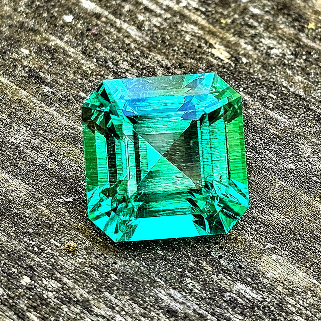 Colombian Color Green Lab Emerald, Ascher Cut, 9.06 Carats - DJEVA