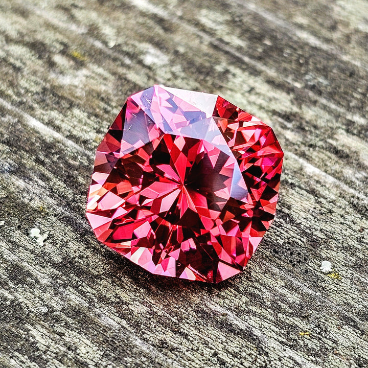 Czochralski Titanium Pink Sapphire, House Of Sylas Cushion Cut, 18.05 Carats - DJEVA