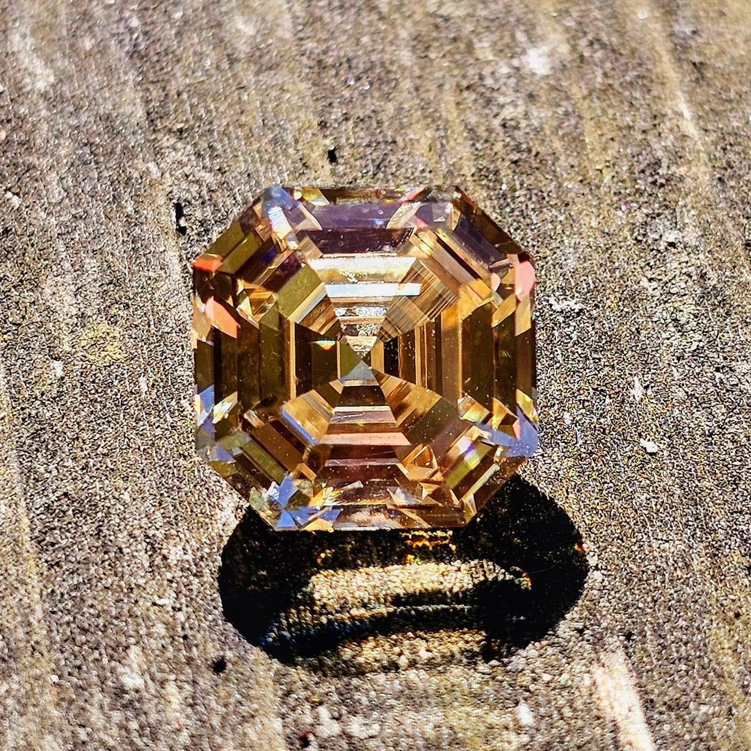 Experimental Samarium YAG, Asscher Cut, 13.9 Carats - DJEVA