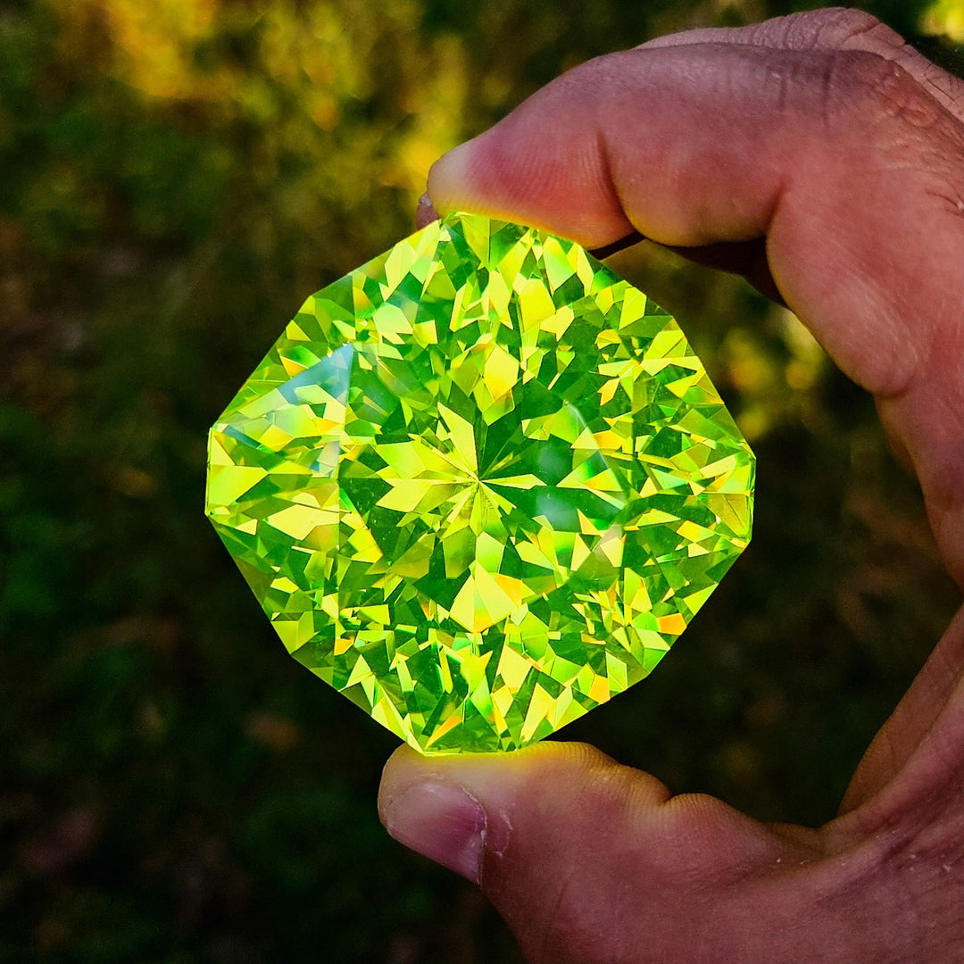 Green LuAG, House Of Sylas Cushion Cut, 1351.1 Carats - DJEVA