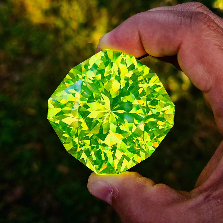 Green LuAG, House Of Sylas Cushion Cut, 1351.1 Carats - DJEVA