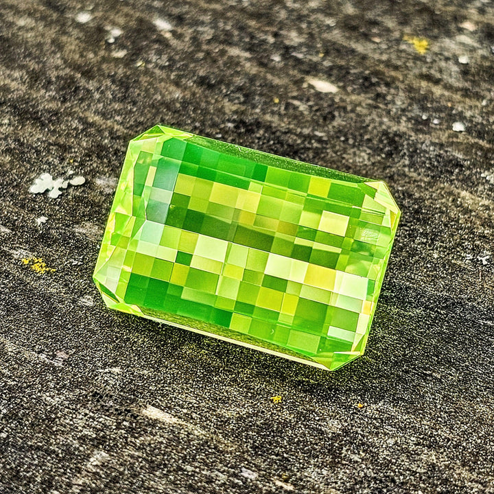 Green LuAG, Pixel Rectangle Cut, 48 Carats - DJEVA
