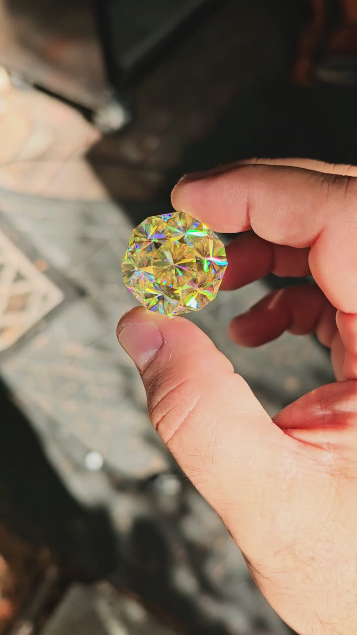 White Rutile 🌈🍭🦄, Gnome's Geode Cut, 106.05 Carats