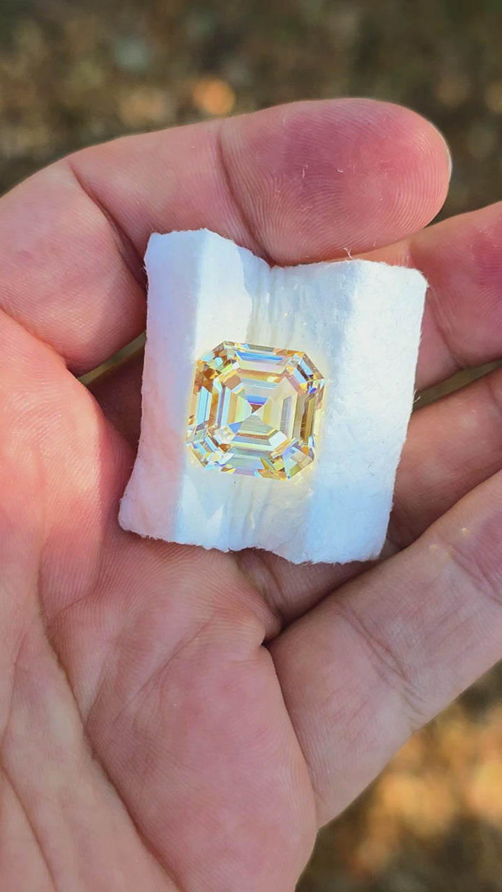 Experimental Samarium YAG, Asscher Cut, 18.67 Carats
