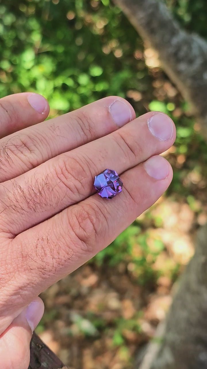 Djeva Color Change Lab Sapphire, Tessellation Cut, 7.81 Carats