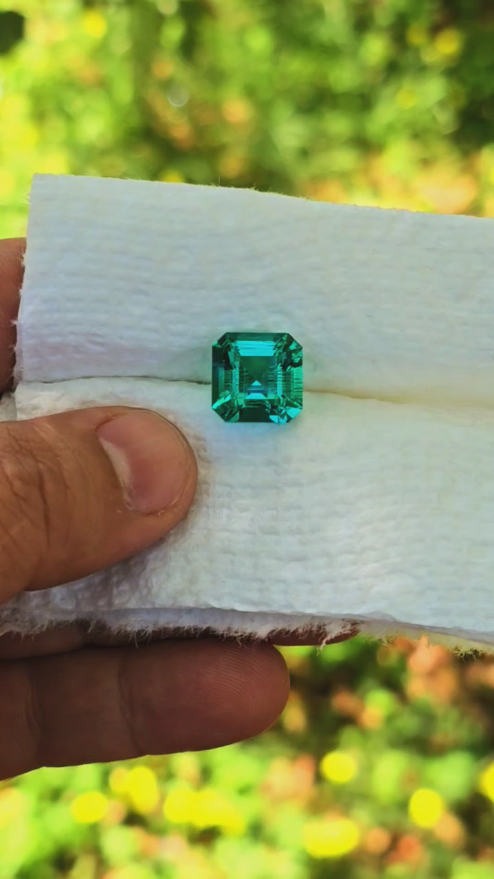 Colombian Color Green Lab Emerald, Asscher Cut, 9.06 Carats