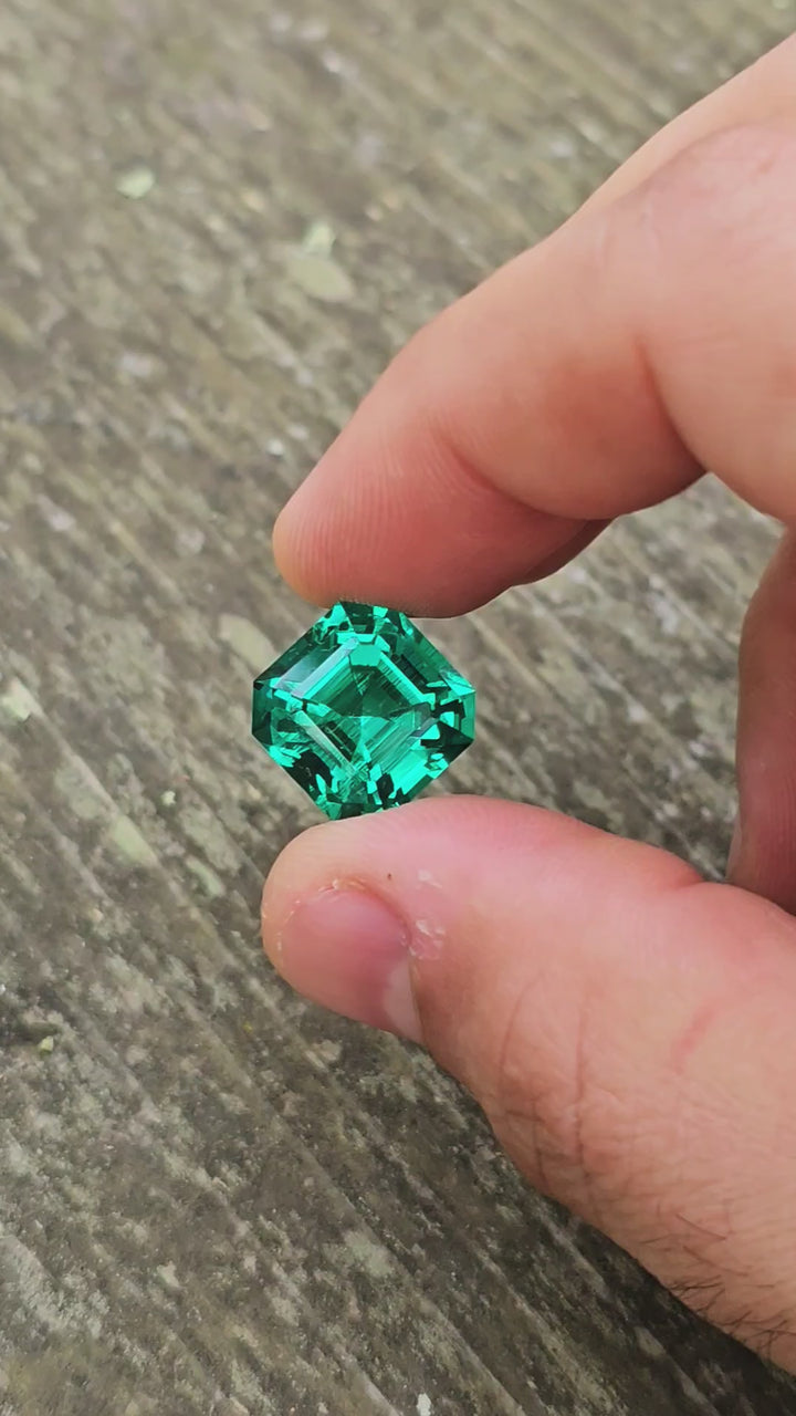Colombian Color Green Lab Emerald, Asscher Cut, 11.1 Carats