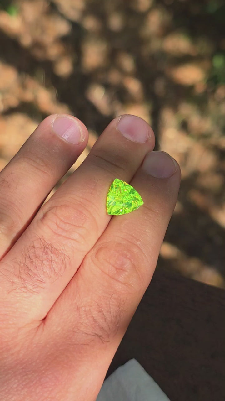 Green LuAG, Trillian Internal Reflections Cut, 11.21 Carats