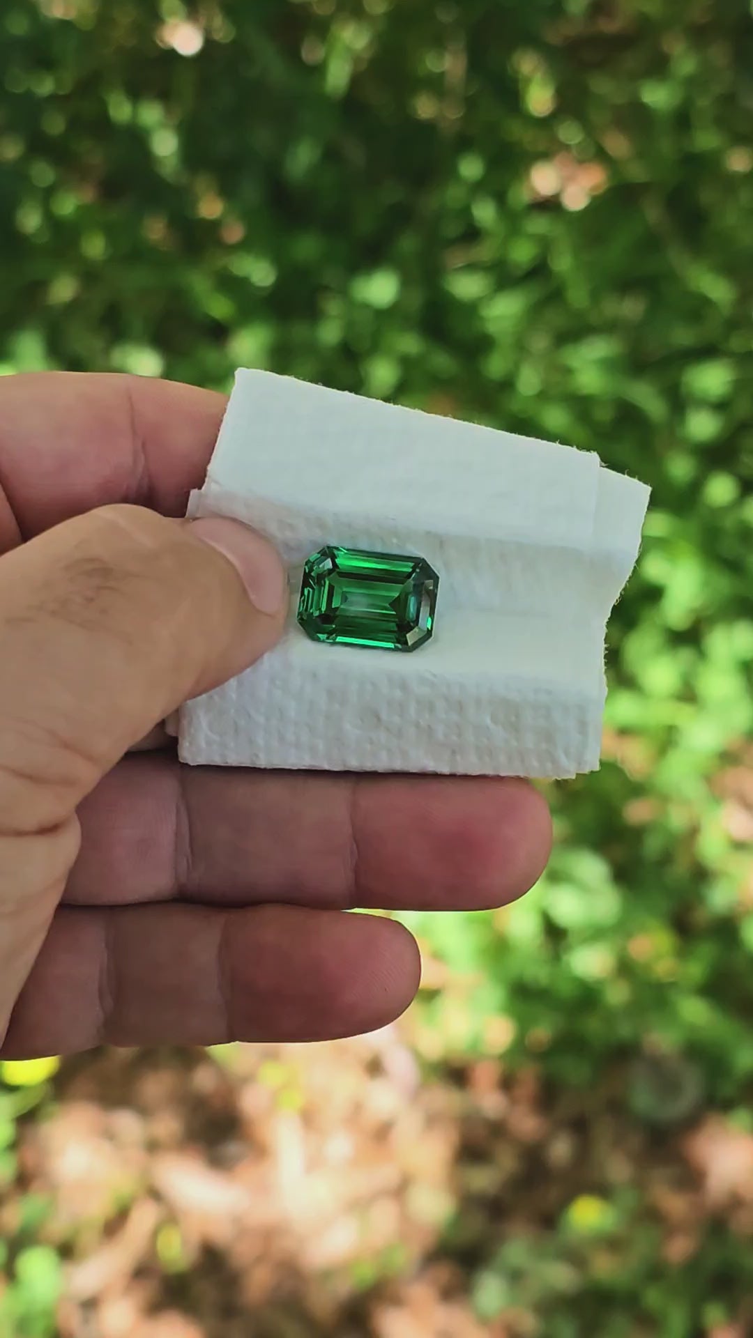 Green CTH YAG, Emerald Cut, 14.56 Carats