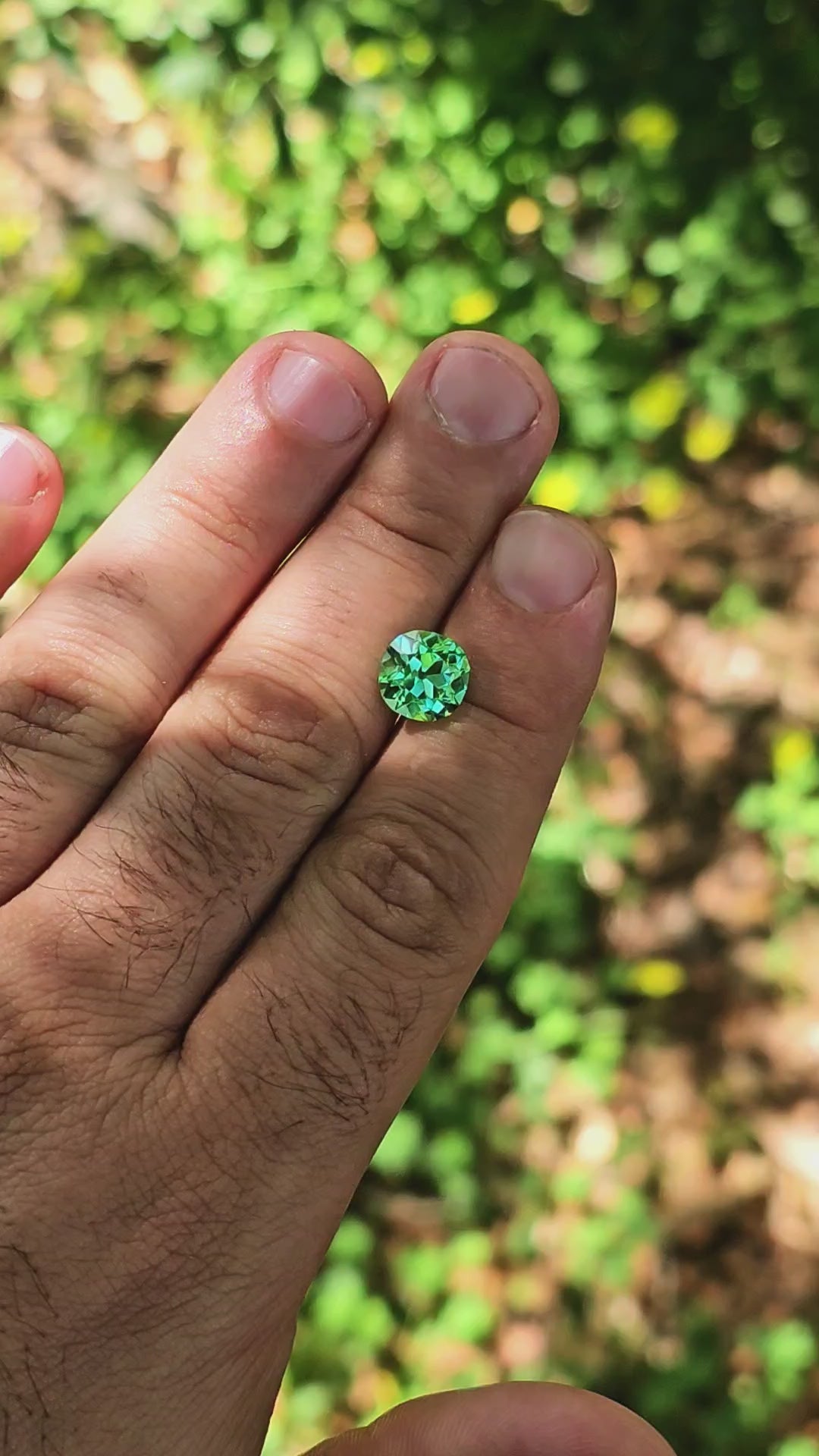 Djeva Green Lab Sapphire, Antique Cushion Cut, 4.07 Carats