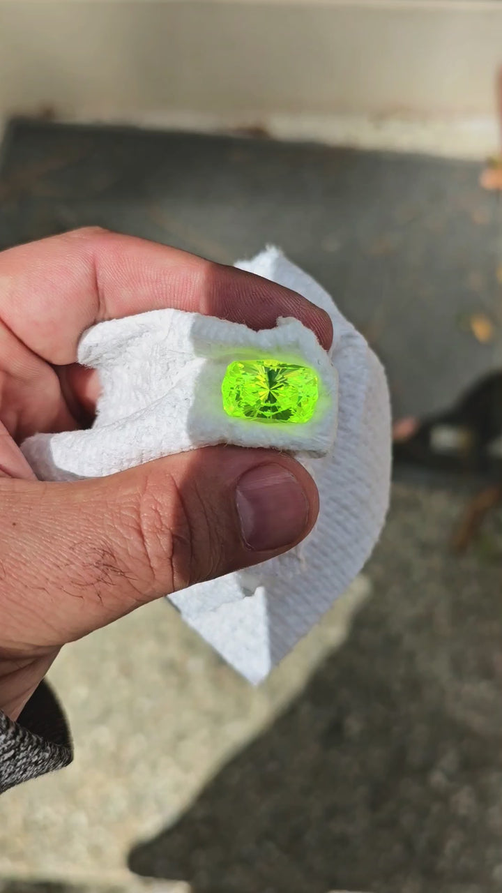 LuAG "ULTRA GREEN", House Of Sylas Long Cushion Cut, 22.155 Carats