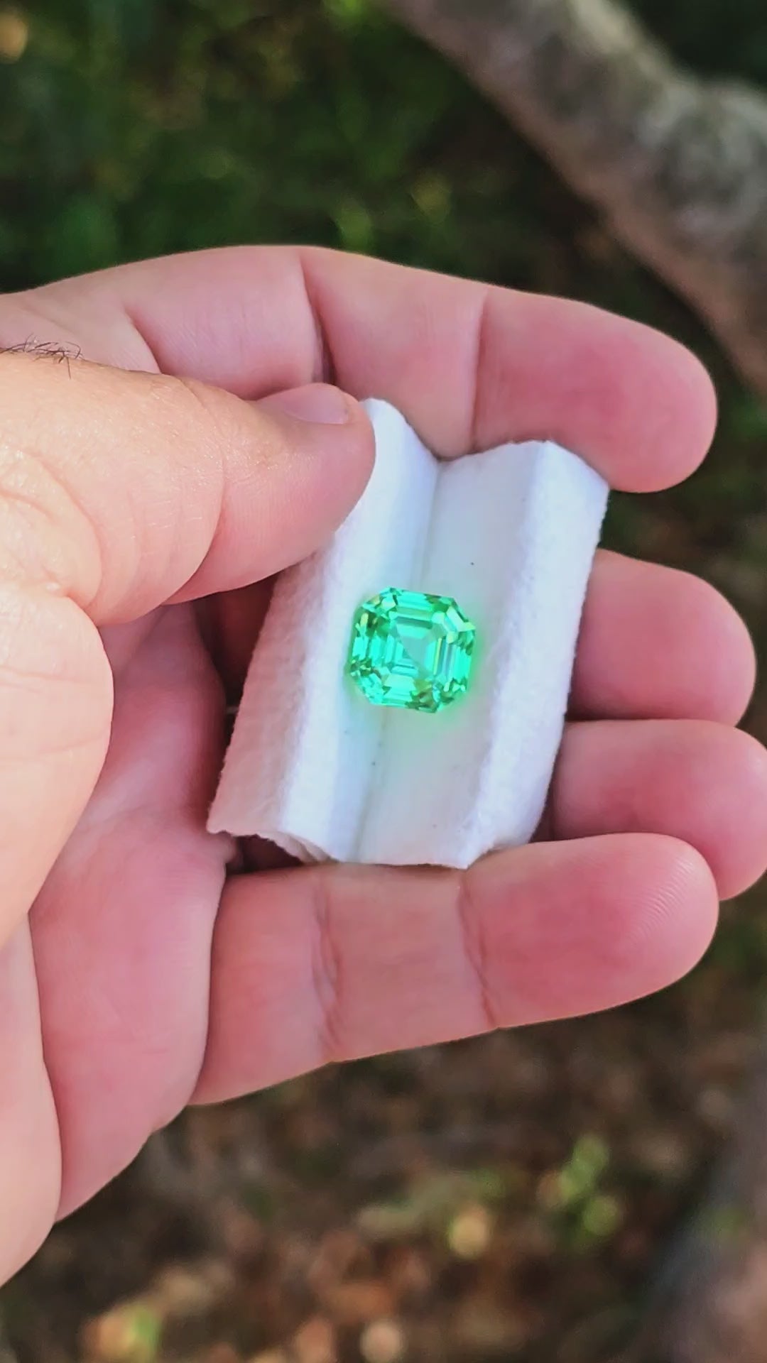 Cobalt Lab Green Sapphire, Asscher Cut, 12.14 Carats