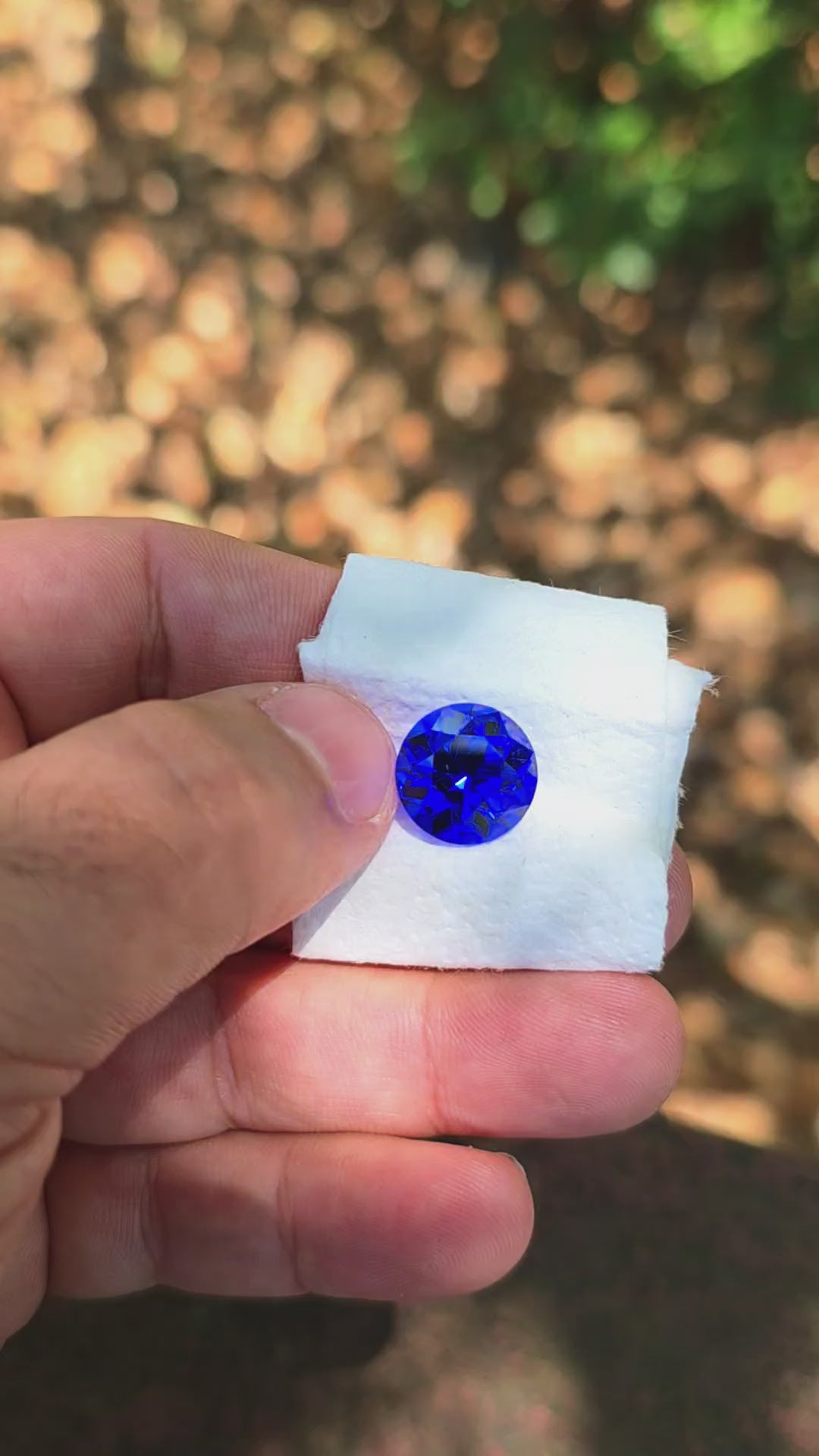 Djeva Fire Blue Lab Spinel, Traditional Round Brilliant Cut, 10.20 Carats