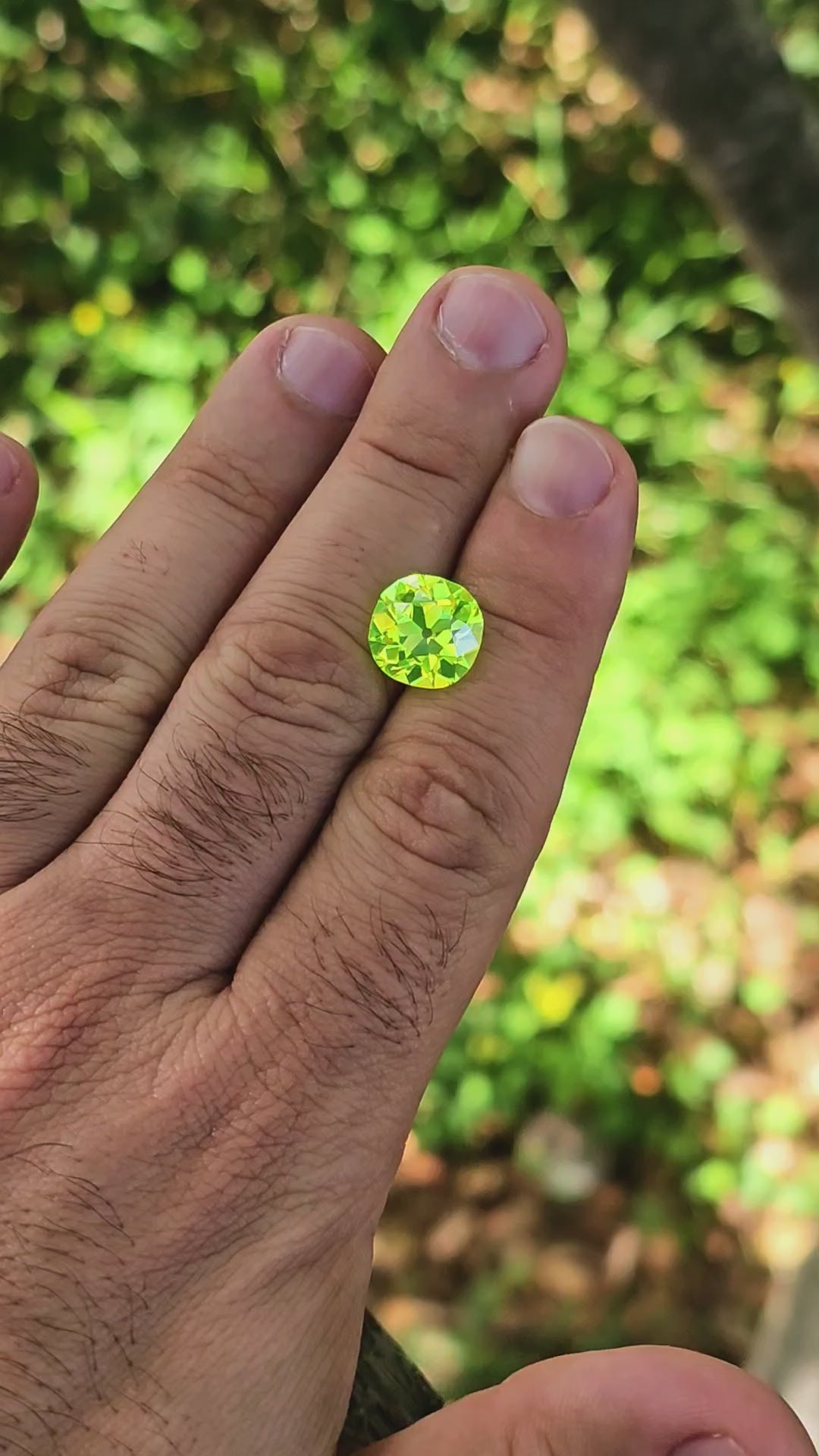 LuAG "ULTRA GREEN", Antique Cushion Cut, 12.87 Carats