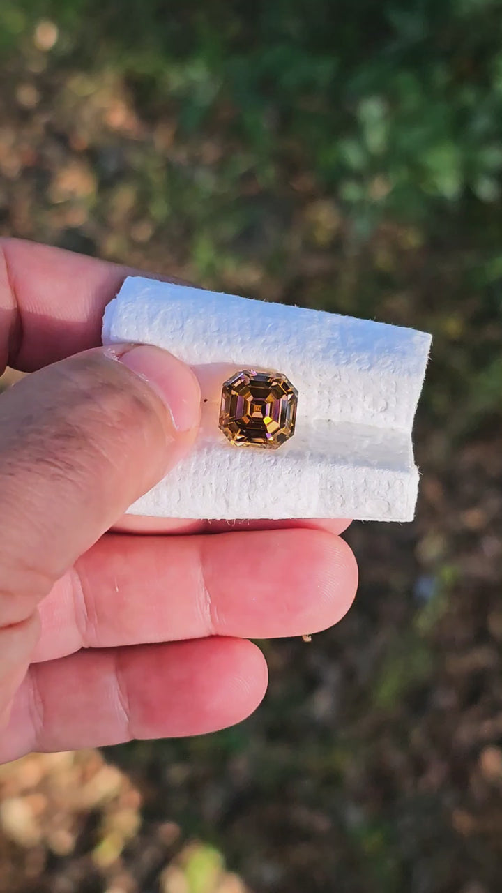 Tangerine Laser Garnet, Asscher Cut, 15.27 Carats