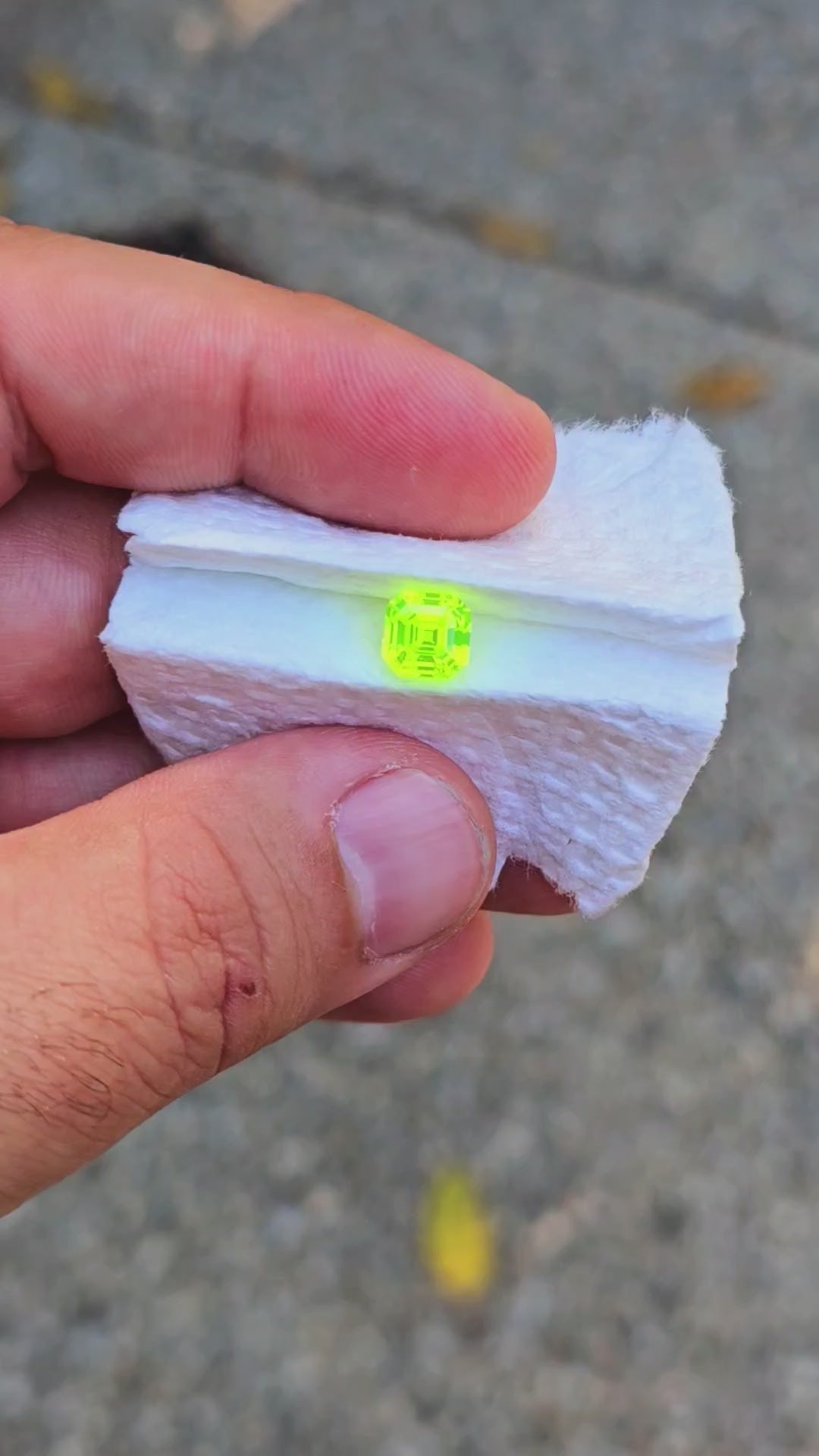 LuAG "ULTRA GREEN", Asscher Cut, 3.85 Carats