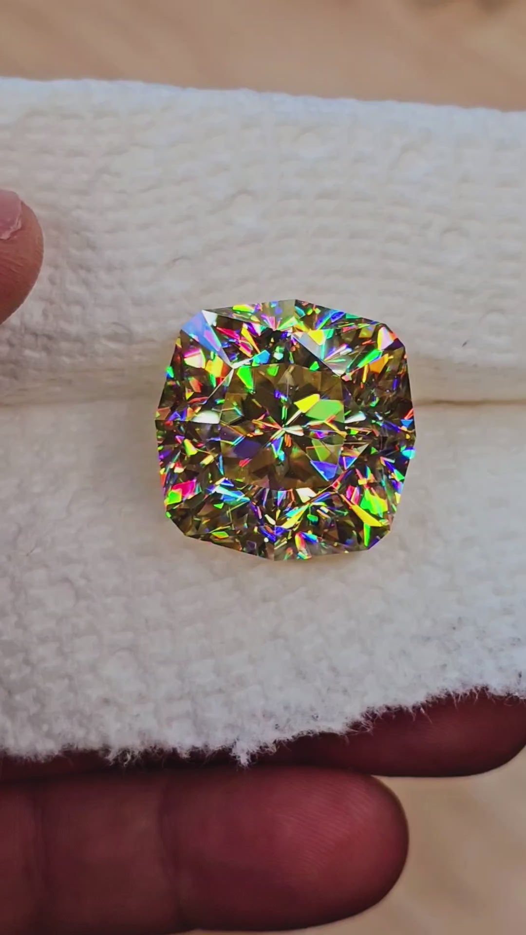 White Rutile 🌈🍭🦄, House Of Sylas Cushion Cut, 80.4 Carats