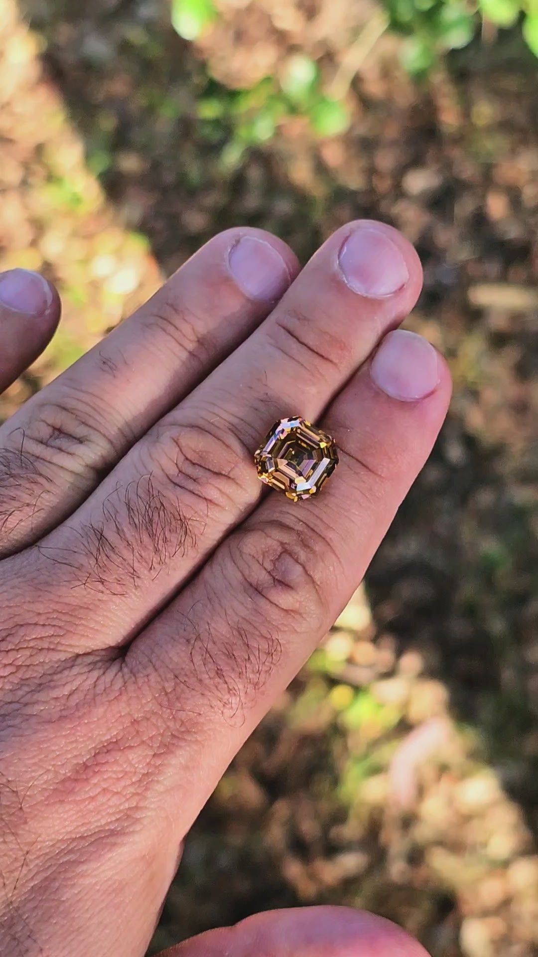 Tangerine Laser Garnet, Asscher Cut, 15.27 Carats