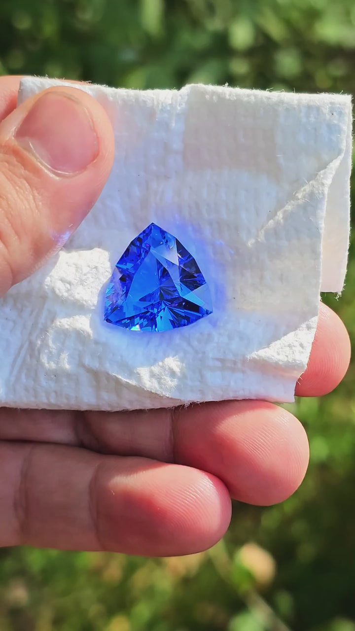 Czochralski Cobalt Spinel, Trillian Internal Reflections Cut, 20.97 Carats