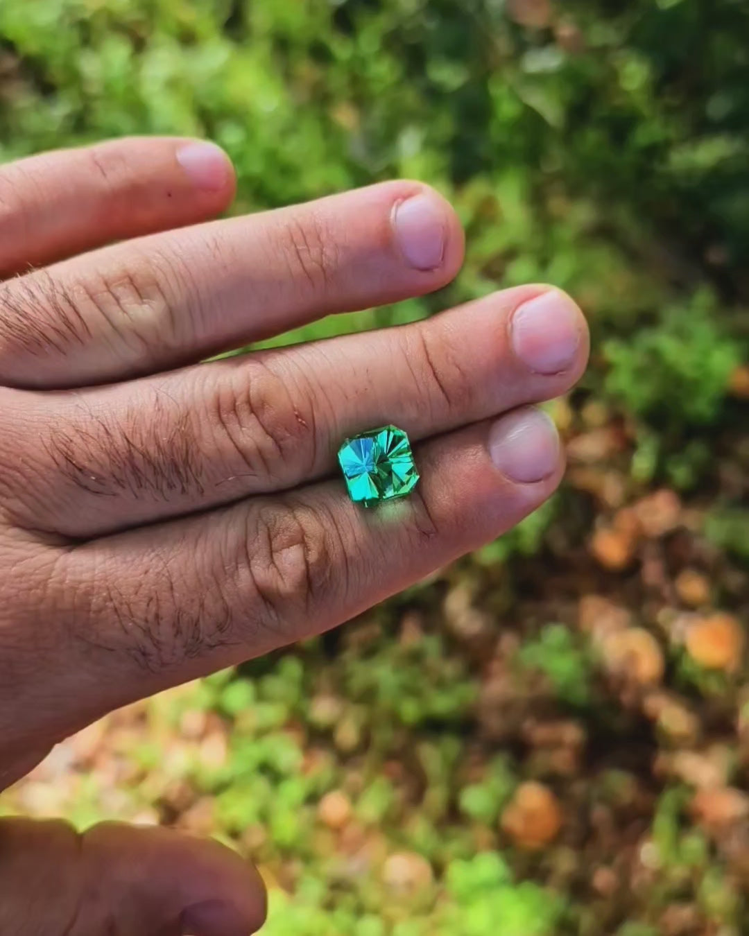 Djeva Green Lab Sapphire, Tessellation Cut, 7.7 Carats