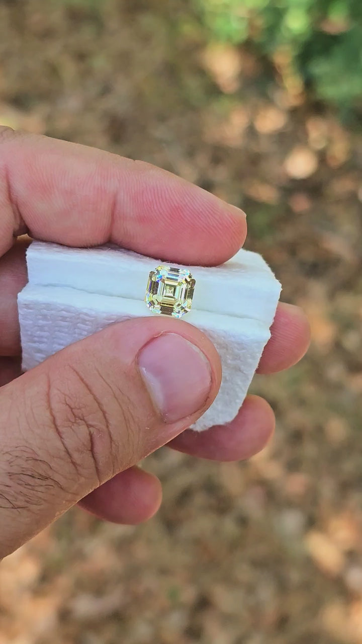 Pale Ghost Green Garnet, Asscher Cut, 6.75 Carats