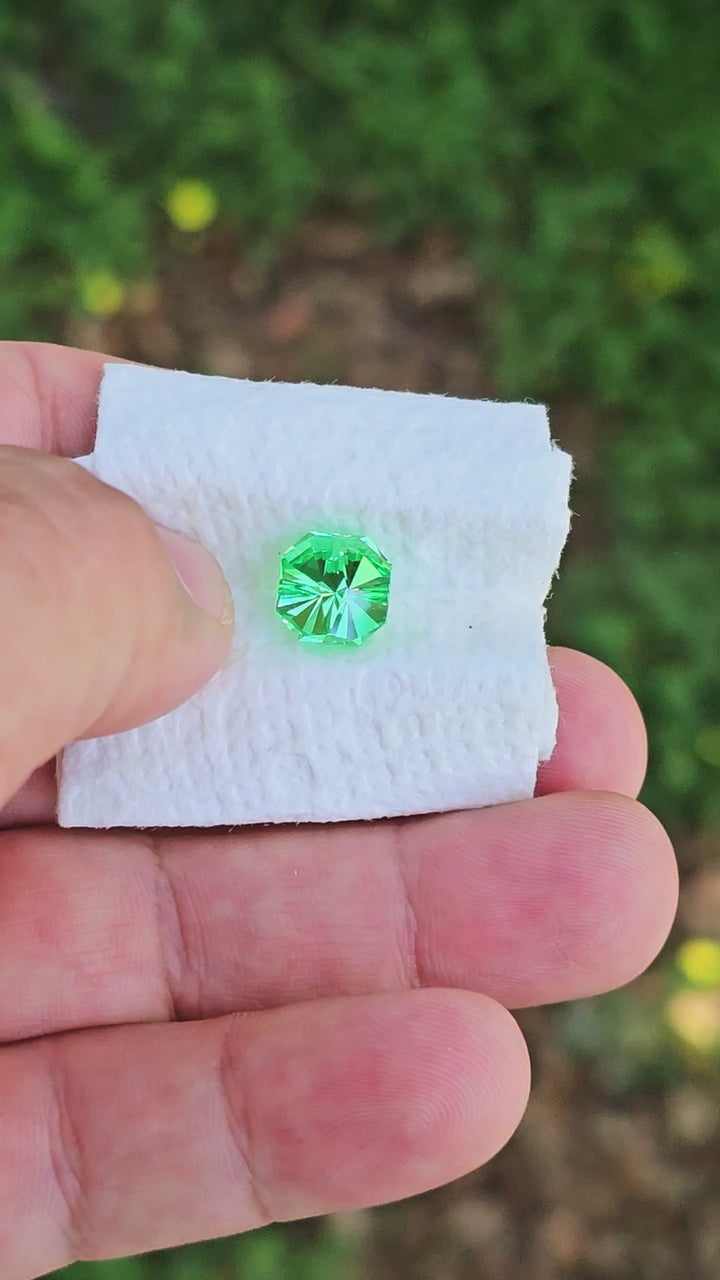 Djeva Green Lab Sapphire, Tessellation Cut, 5.44 Carats