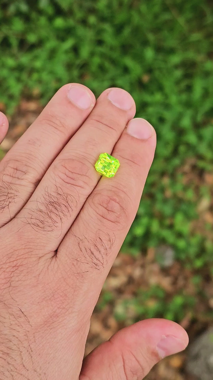 Green LuAG, Pixel Square Cut, 8.33 Carats