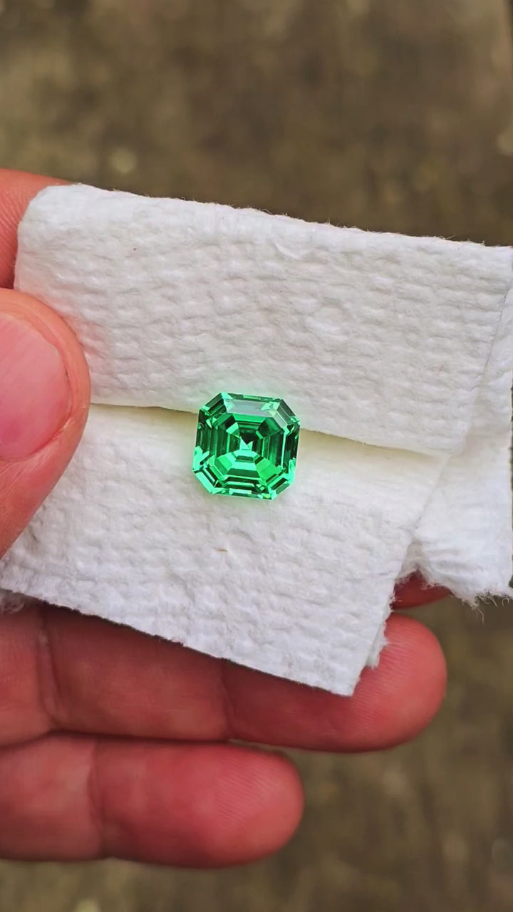 Vivid Green Vanadium YAG, Asscher Cut, 6.15 Carats