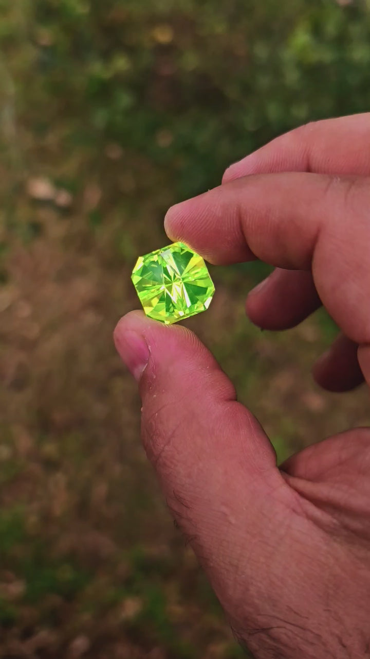 Green LuAG, Tessellation Cut, 42.1 Carats