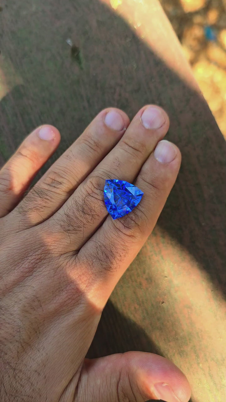 Czochralski Cobalt Spinel, Trillian Internal Reflections Cut, 22.81 Carats