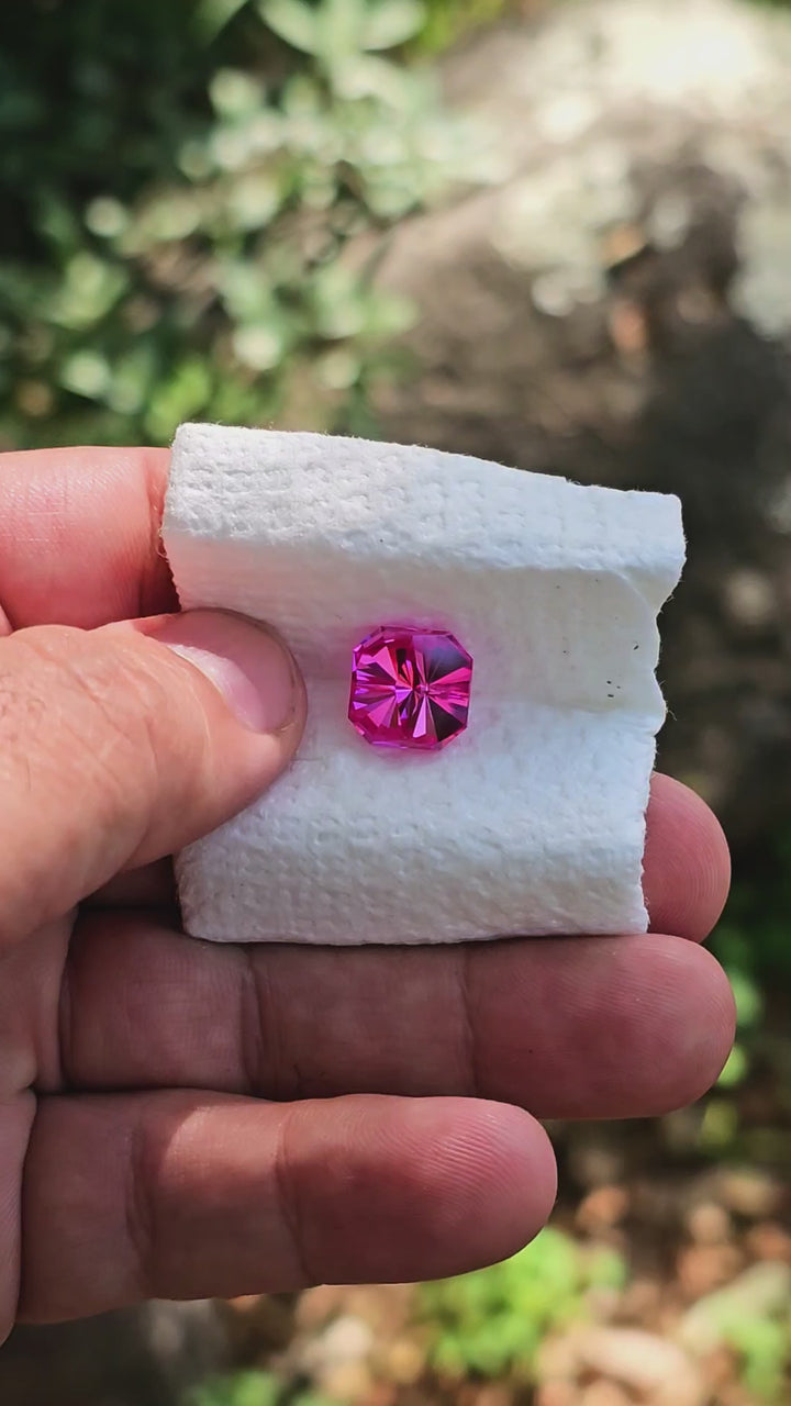 Pink Lab Sapphire, Tessellation Cut, 8.45 Carats