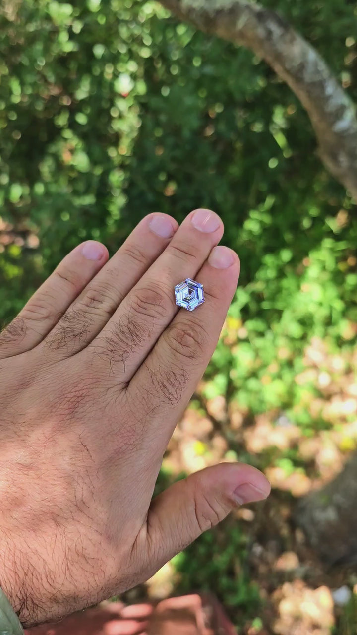 Lavender Lab Spinel, Hexagon Step Cut, 6.50 Carats