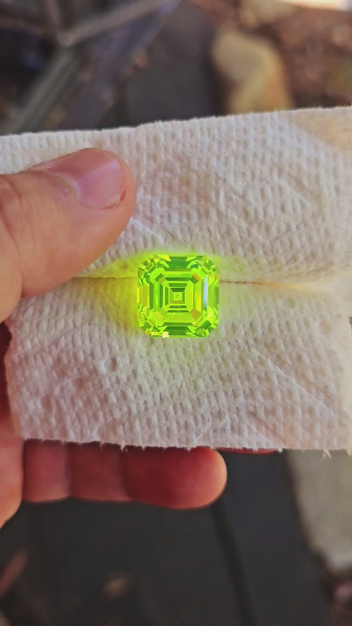 LuAG "ULTRA GREEN", Asscher Cut, 42.15 Carats