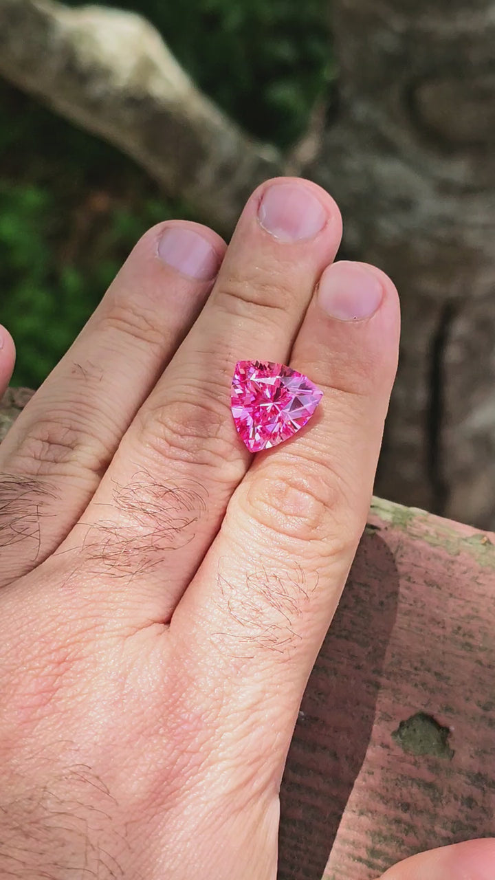 Light Pink-Orange Padparadscha Lab Sapphire, Trillian Internal Reflections Cut, 13.65 Carats