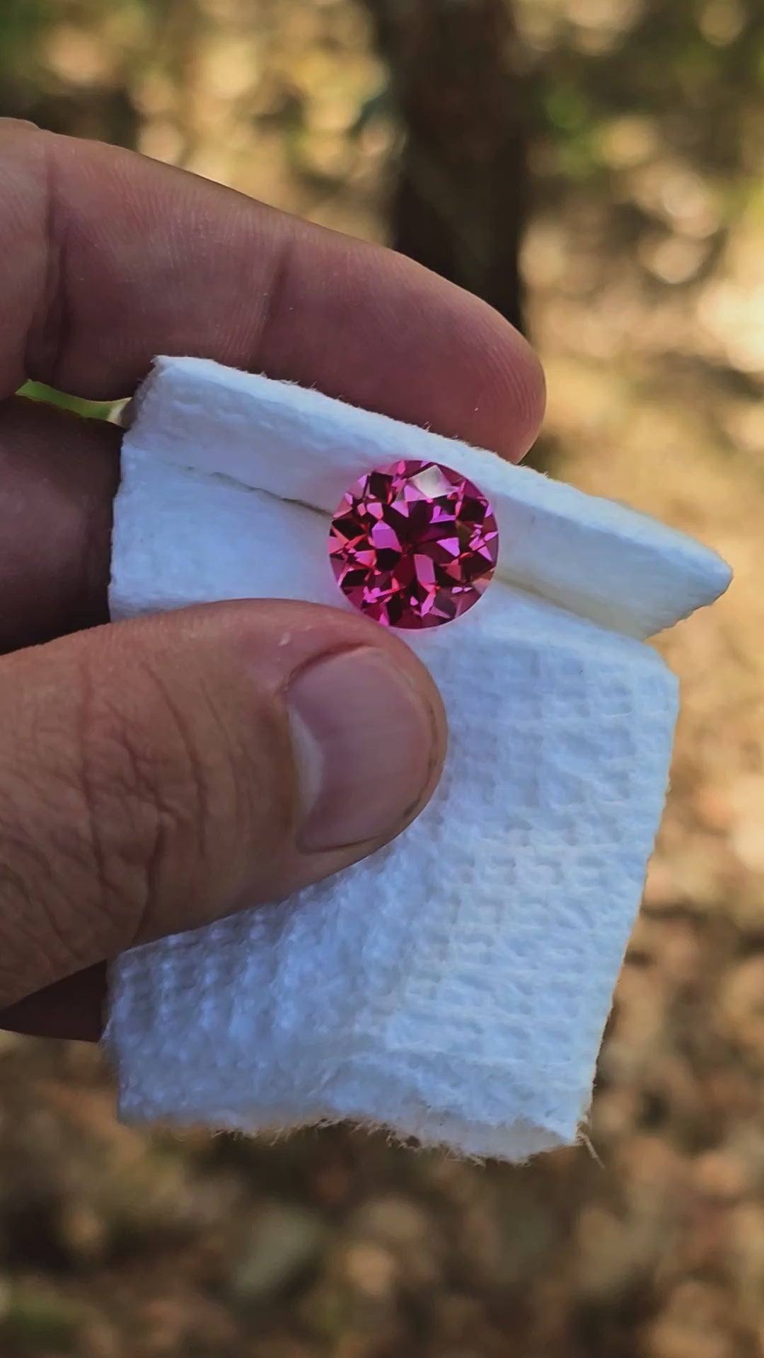 Fire Padparadscha Lab Sapphire, Traditional Round Brilliant Cut, 11.75 Carats