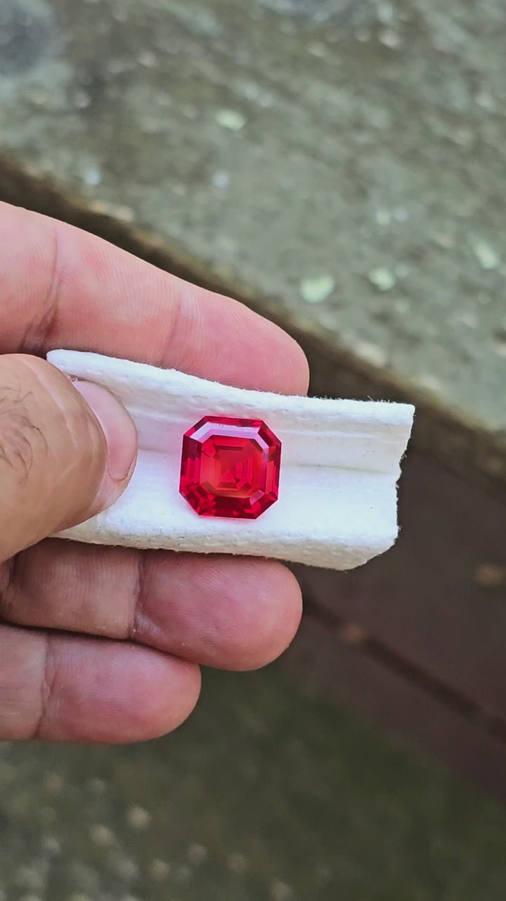 Pigeon Blood Lab Spinel, Asscher Cut, 12.6 Carats