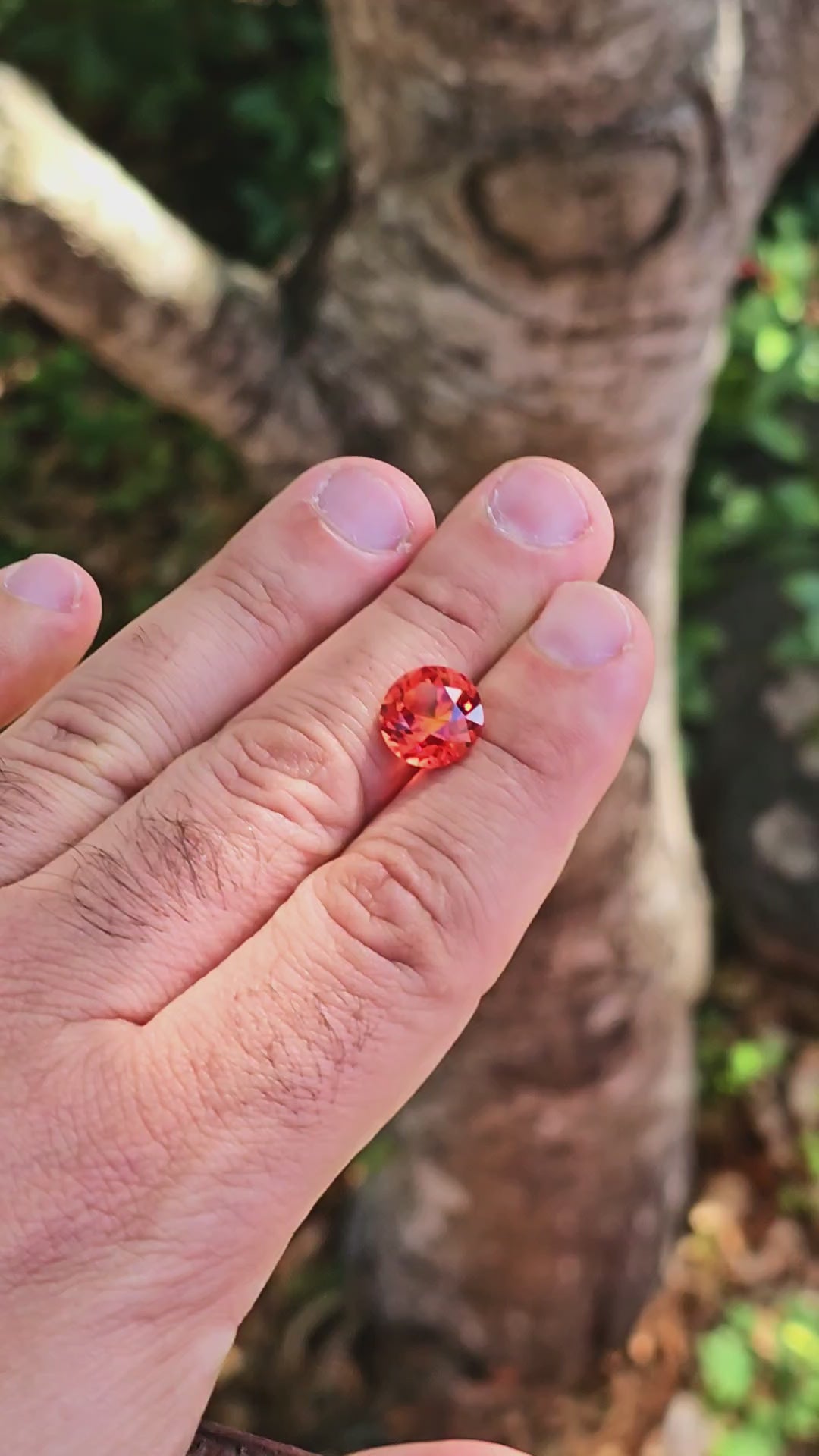 Fire Orange Lab Sapphire, Traditional Round Brilliant Cut, 7.30 Carats