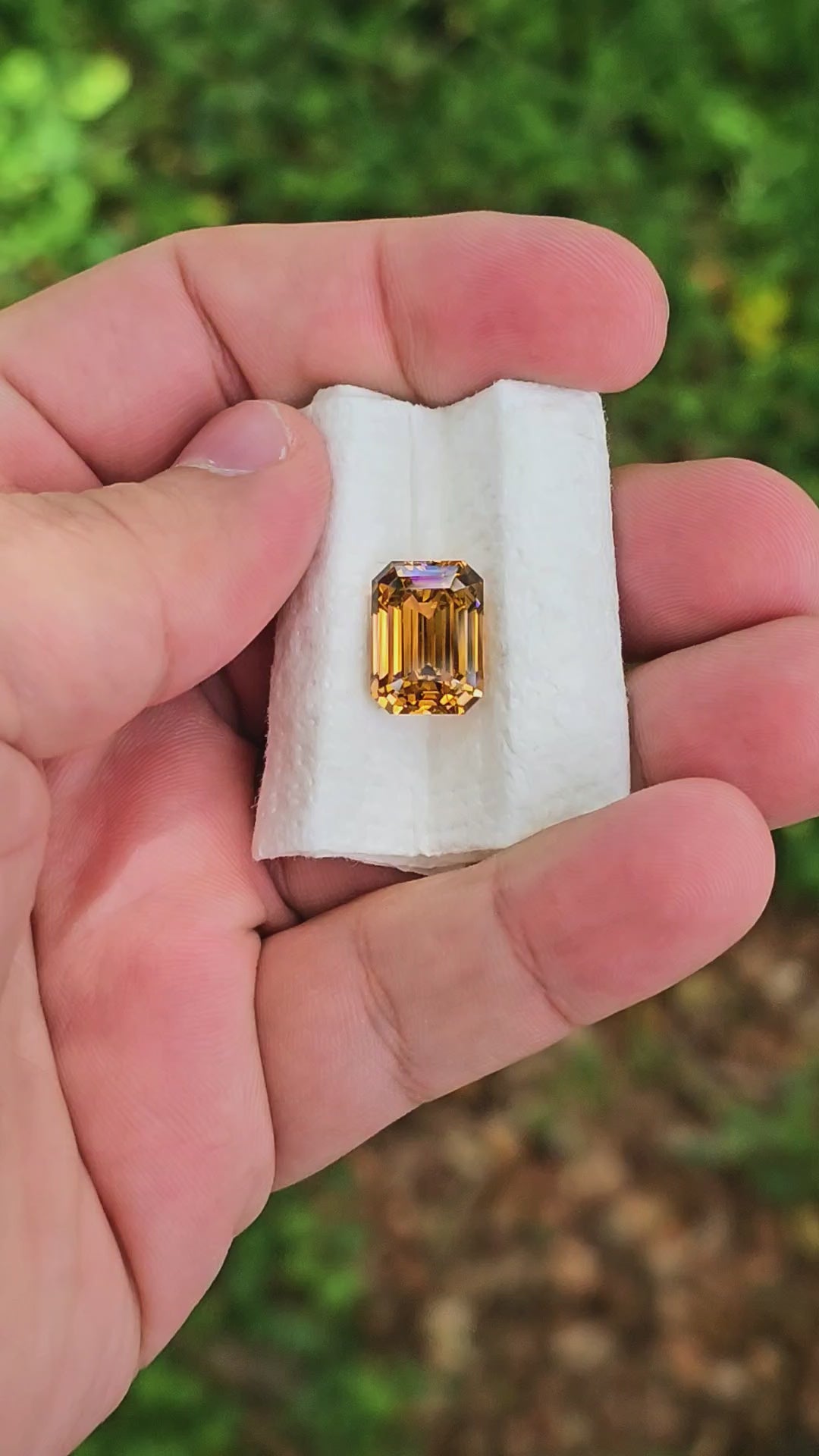Tangerine Laser Garnet, Emerald Cut, 16.36 Carats