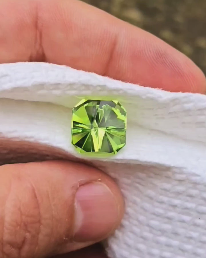 Peridot Green Colored Lab Sapphire, Tessellation Cut, 11.4 Carats