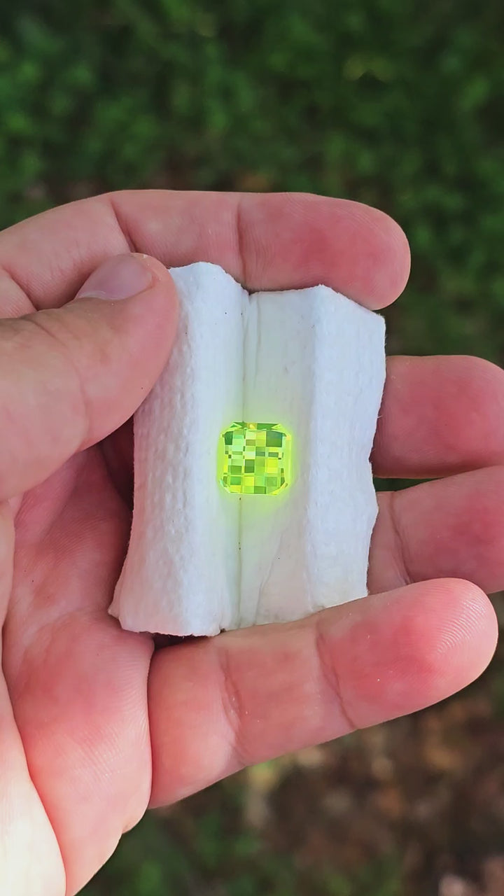 Green LuAG, Pixel Square Cut, 10.92 Carats