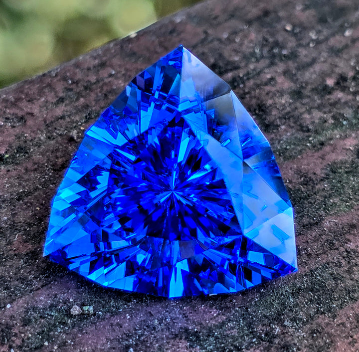 Czochralski Cobalt Spinel, Trillian Internal Reflections Cut, 22.81 Carats
