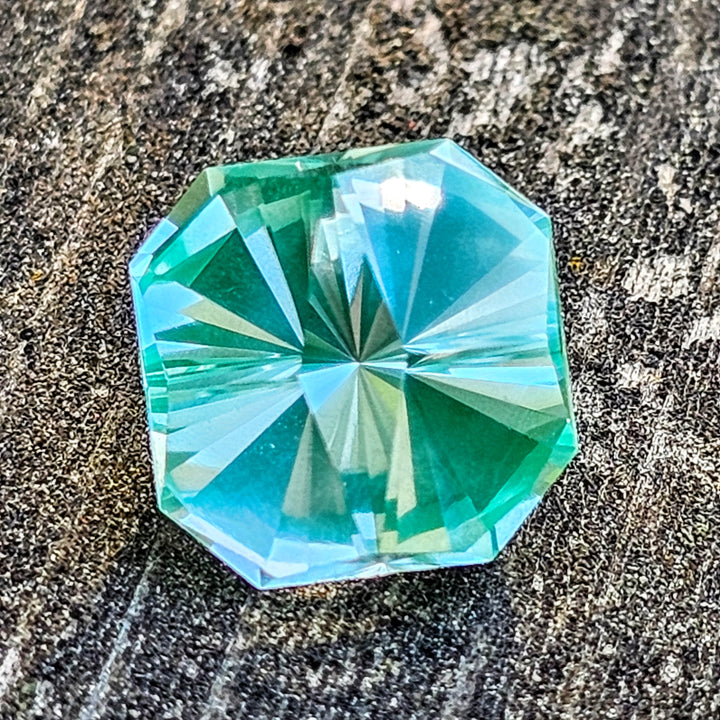 Bitterfeld Teal Lab Spinel , Tessellation Cut, 4.55 Carats