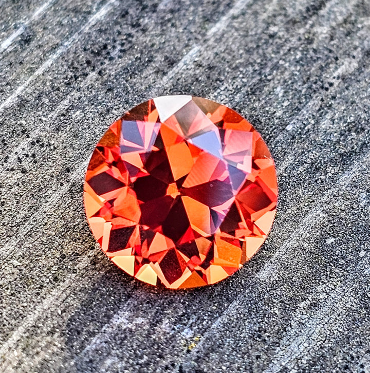 Fire Orange Lab Sapphire, Traditional Round Brilliant Cut, 7.30 Carats