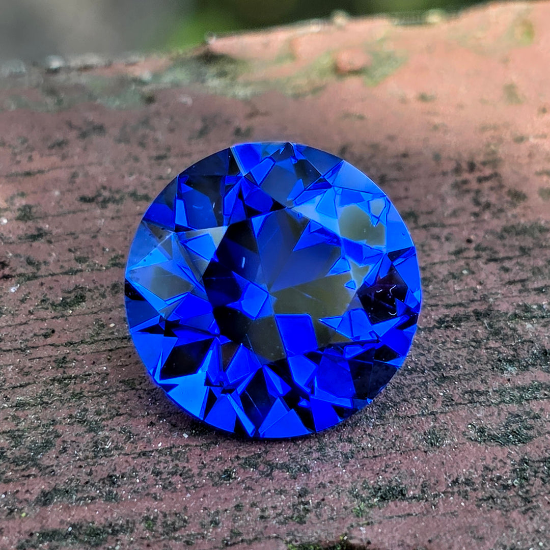 Djeva Fire Blue Lab Spinel, Traditional Round Brilliant Cut, 10.20 Carats