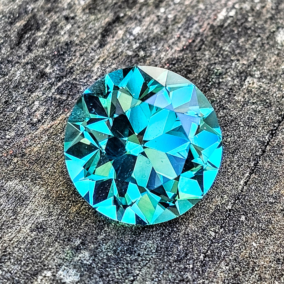 Cobalt Teal Lab Sapphire, Traditional Round Brilliant Cut, 6.63 Carats