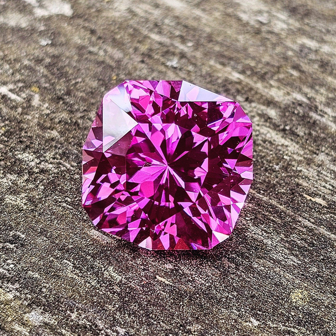 Star Wars Pink Laser Ruby, House Of Sylas Cushion Cut, 22.38 Carats - DJEVA